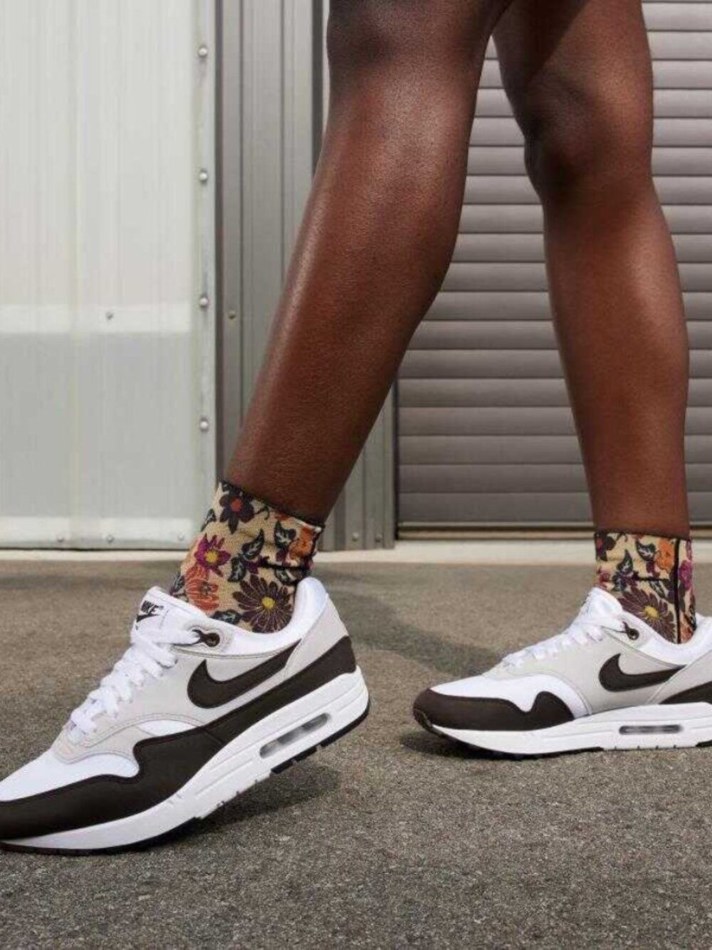 Nike Women's White Brown Air Max 1 Low Top Athletic Sneaker Shoes Size 6.5